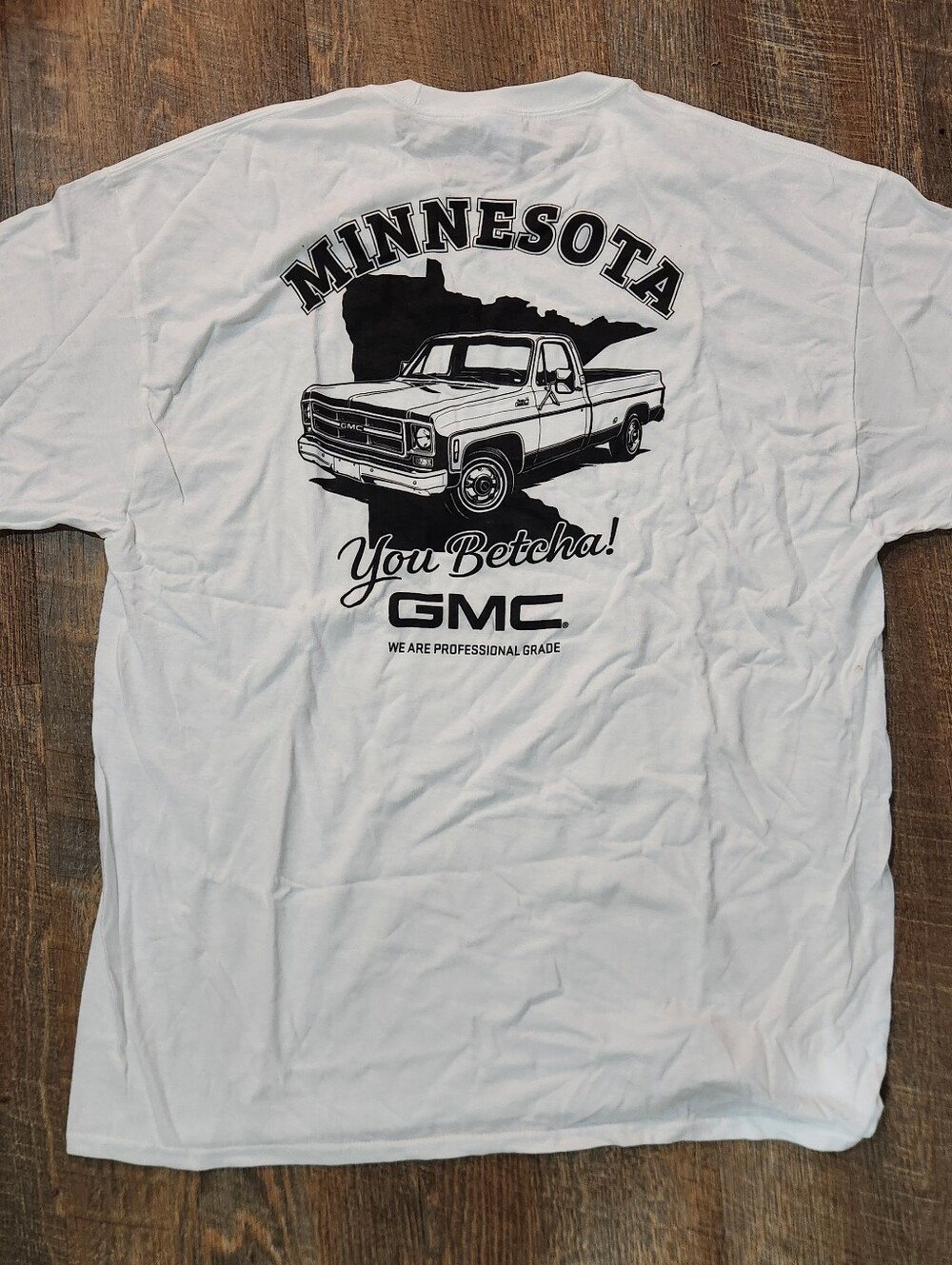 Minnesota 'You Betcha!' White Graphic T-Shirt - Men GMC Truck White Adult XL